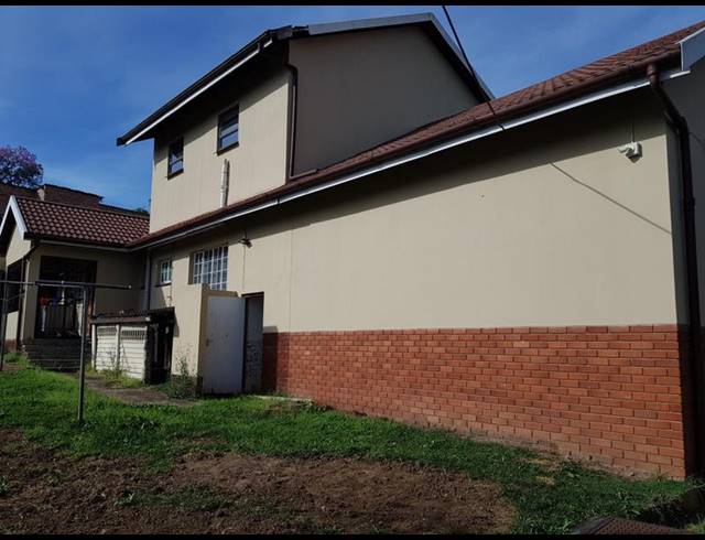 4 BEDROOM HOUSE FOR SALE IN RAISETHORPE